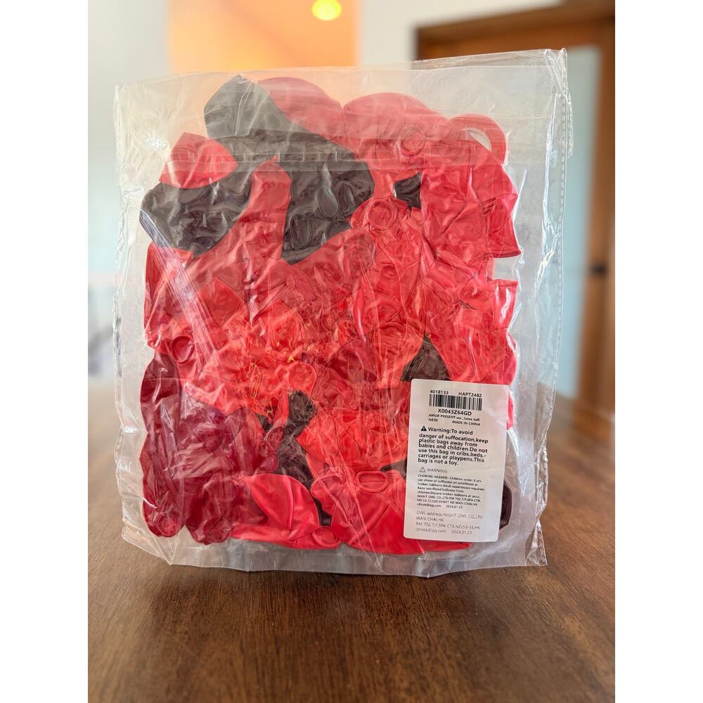 Red Balloon Kit Arch - Picture 2 of 3